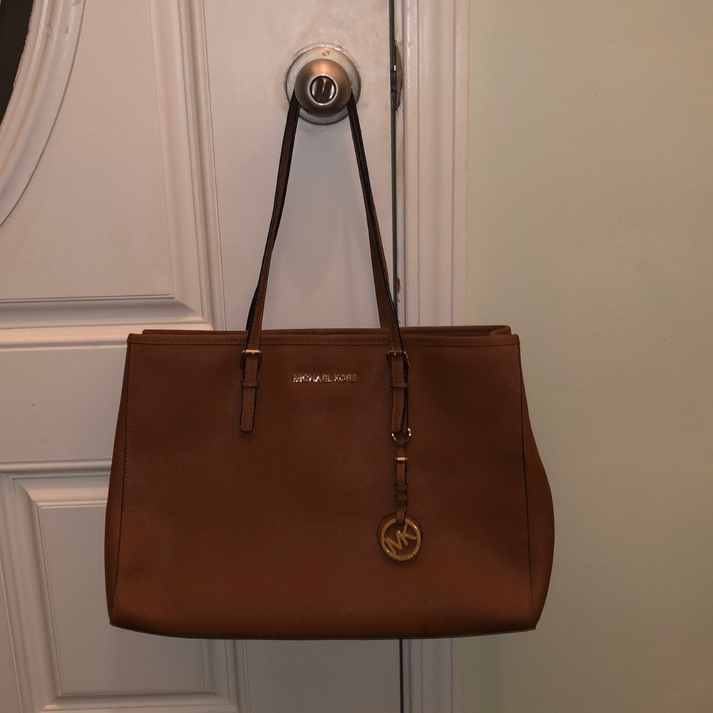 Like new camel Michael Kors purse!